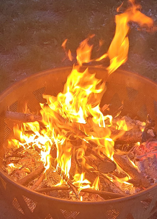 Bonfire Conversations Foster Great Communication